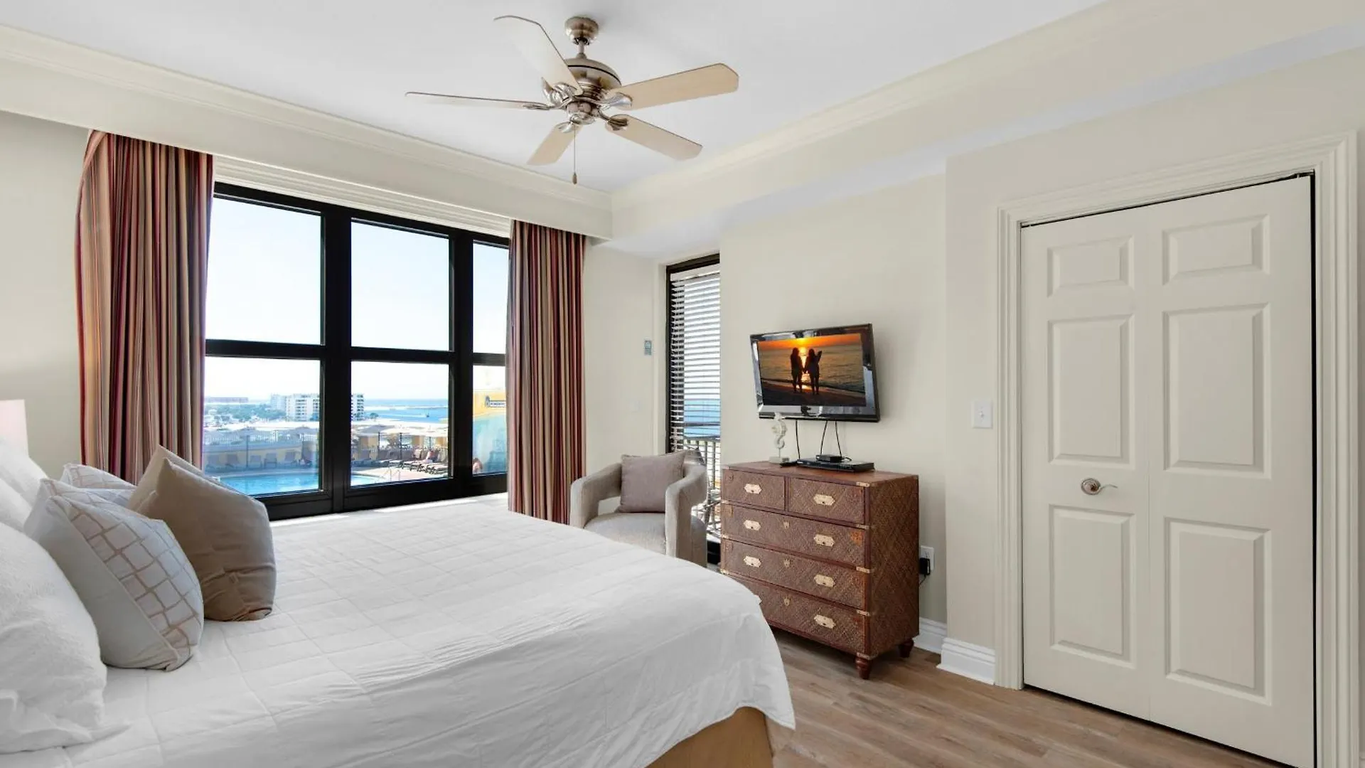 Holiday home Emerald Grande W223 Destin