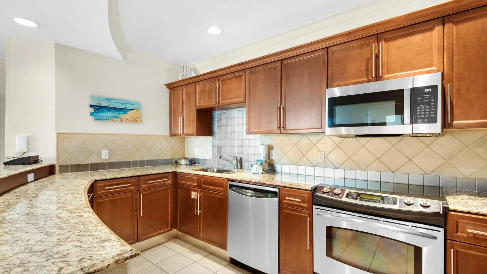 Emerald Grande W223 Destin